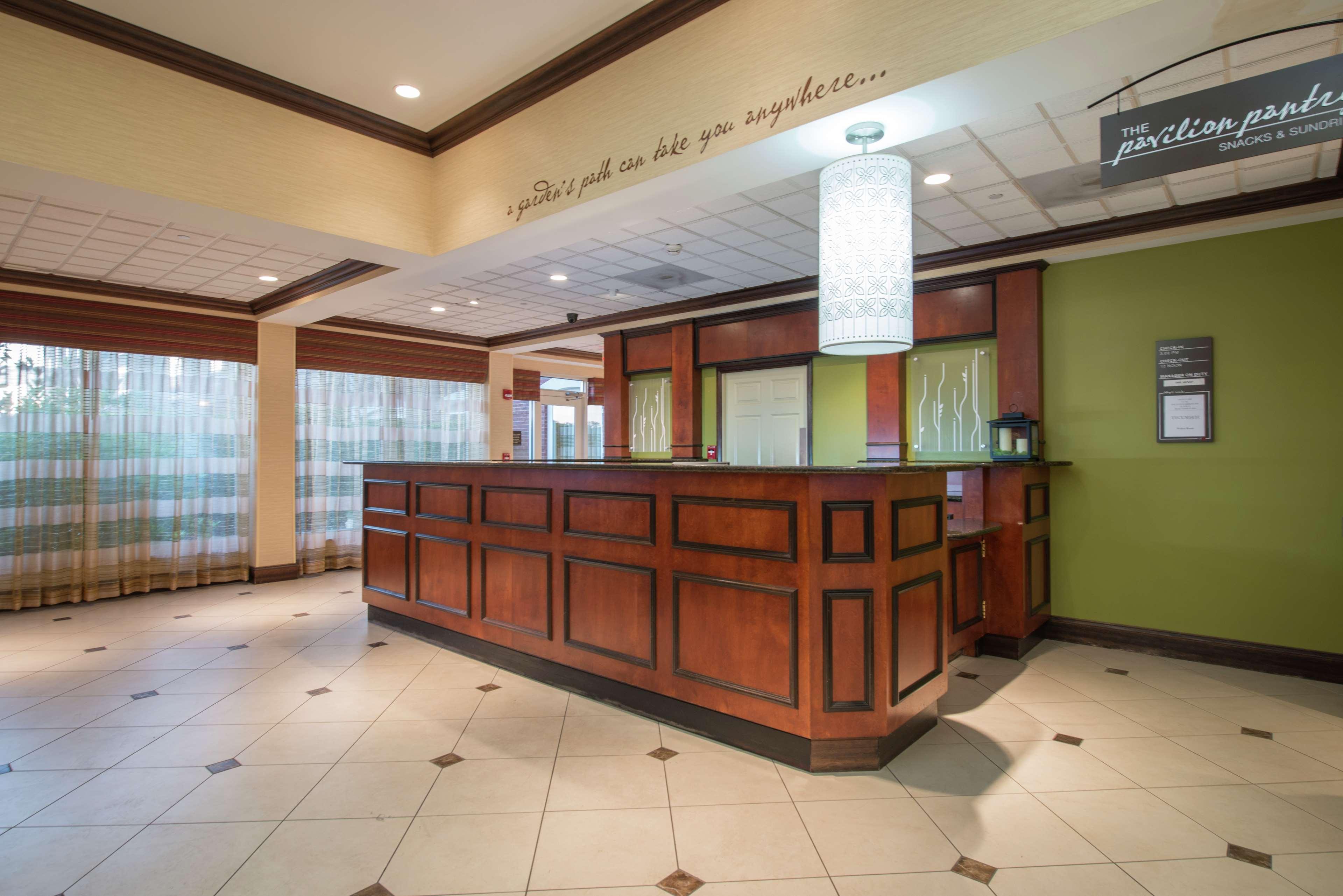 Hilton Garden Inn Тупело Экстерьер фото
