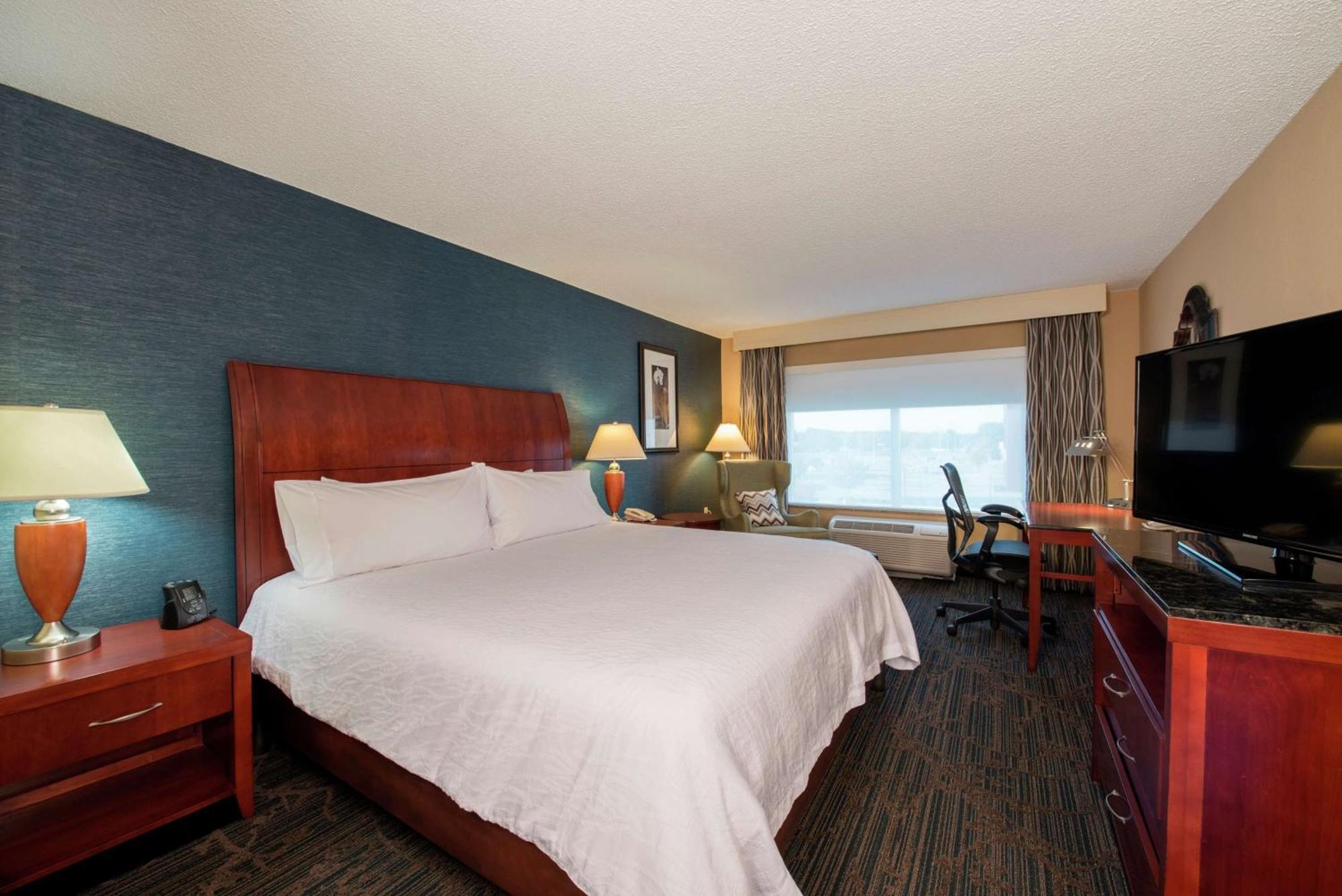 Hilton Garden Inn Тупело Экстерьер фото