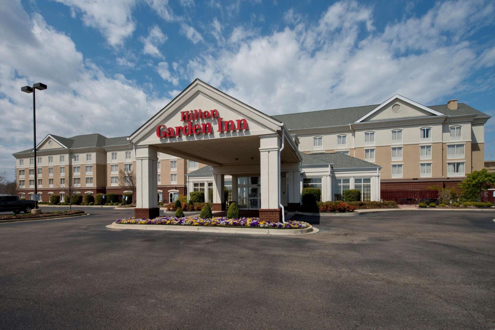 Hilton Garden Inn Тупело Экстерьер фото