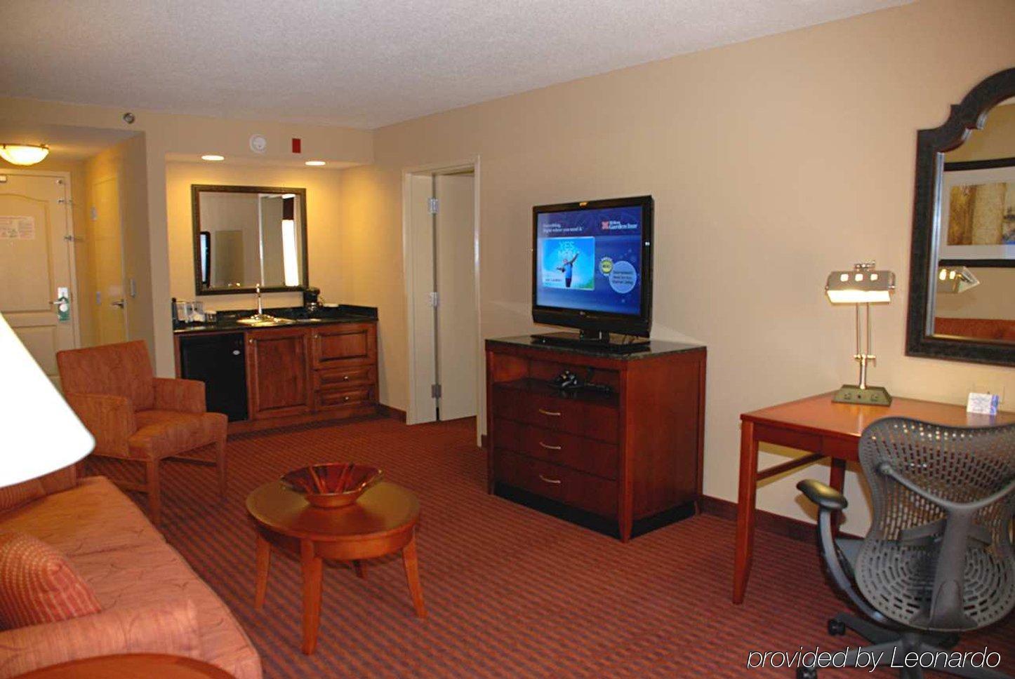 Hilton Garden Inn Тупело Номер фото