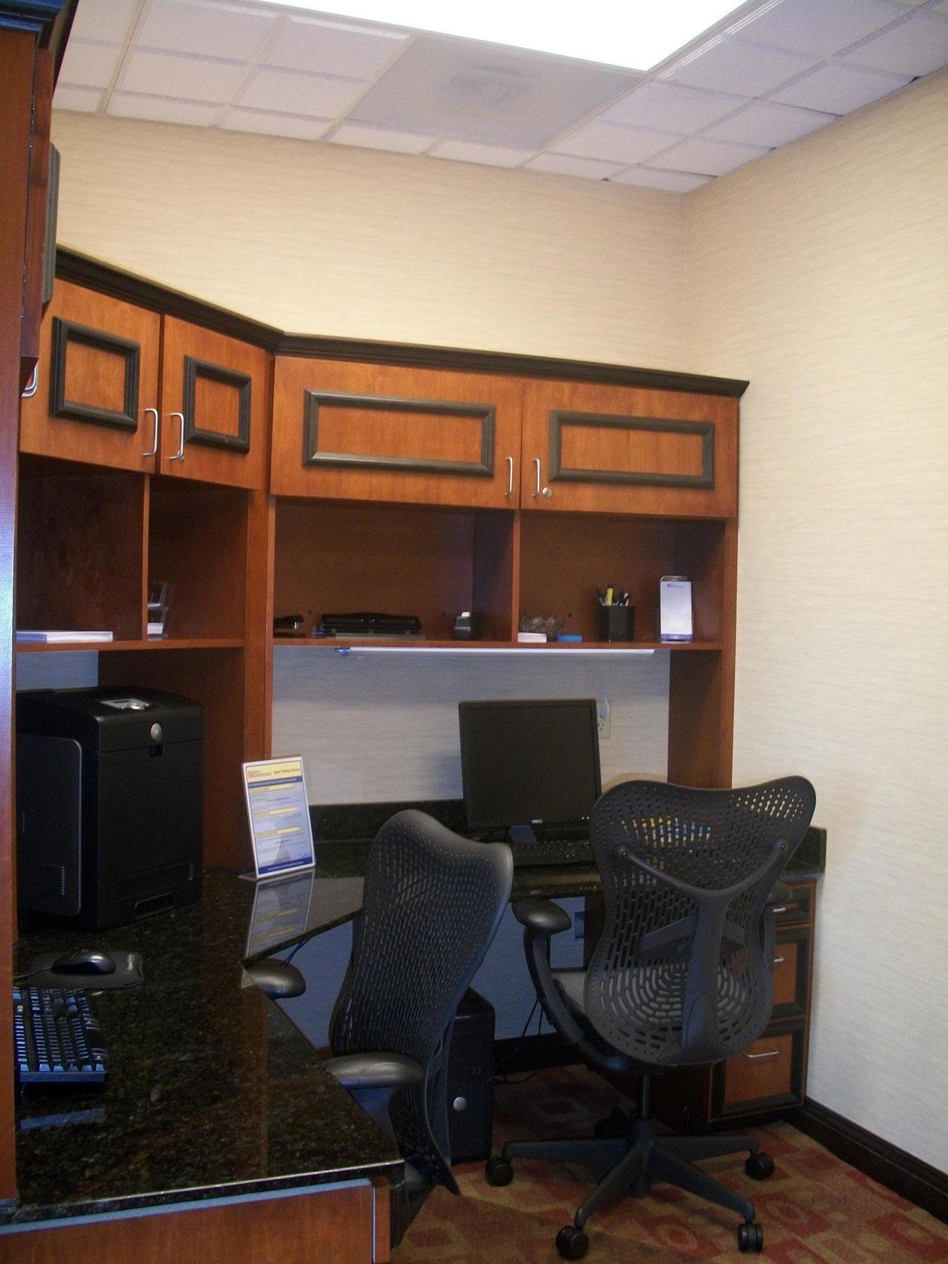 Hilton Garden Inn Тупело Экстерьер фото
