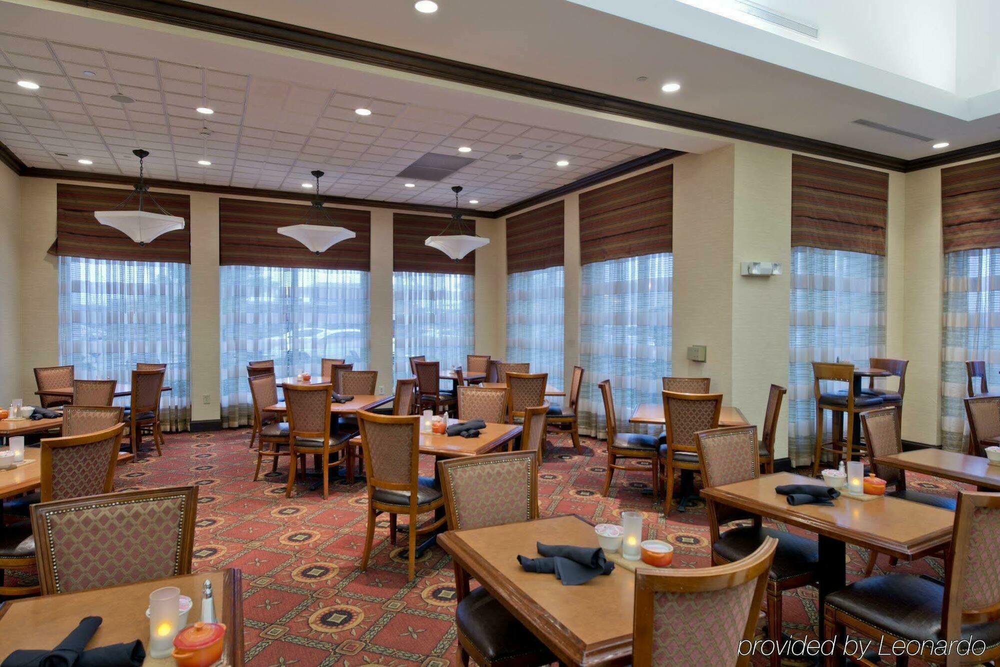 Hilton Garden Inn Тупело Экстерьер фото